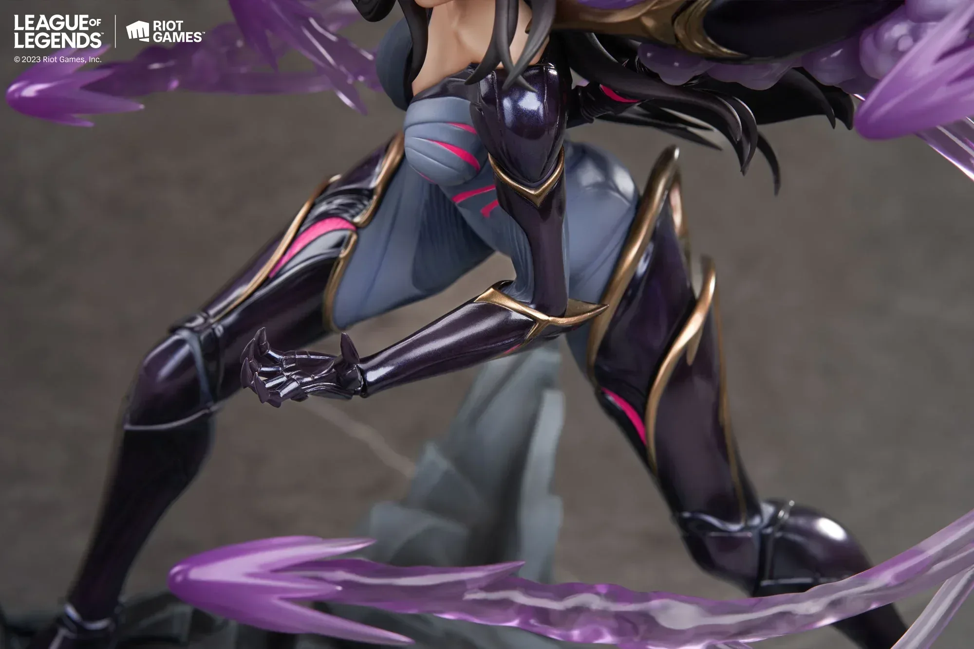 APEX League of Legends Kai'Sa Scale Collectible Figure - Image 8