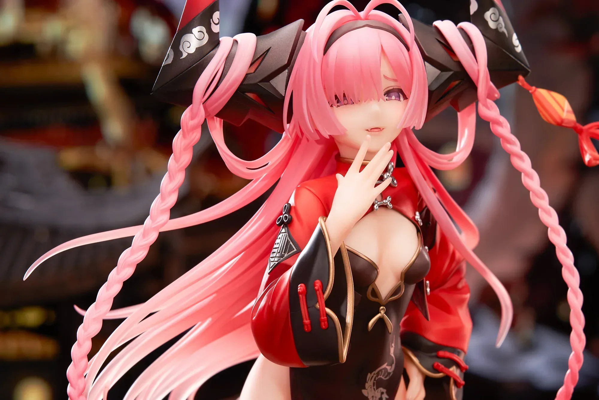 Azur Lane Prinz Rupprecht The Gate Dragon's Advent Ver. 1/7 Complete Figure Display Box (HAS FIGURE INCLUDED) - Image 10