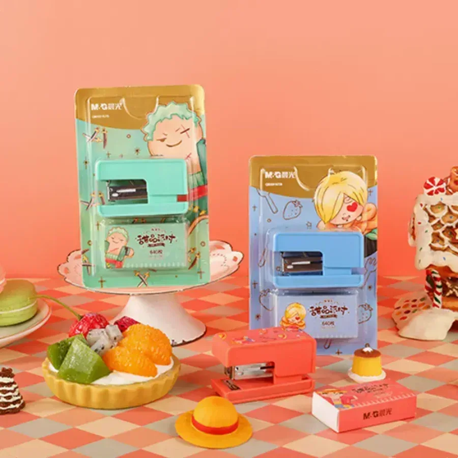 M&G One Piece Mini Stapler with 24/6 staples - Image 2